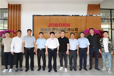 Warmly welcome the leaders of Inner Mongolia Keyouqian Banner government and Senfa Group to visit the company for guidance
