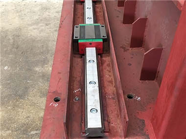 Side beam linear guide (can change)